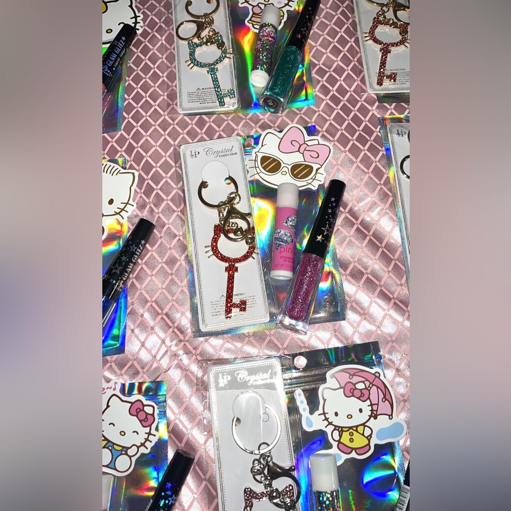 Hello kitty bundles